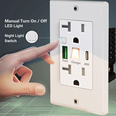 20A 125V Quick Charge USB Receptacle with Night Light